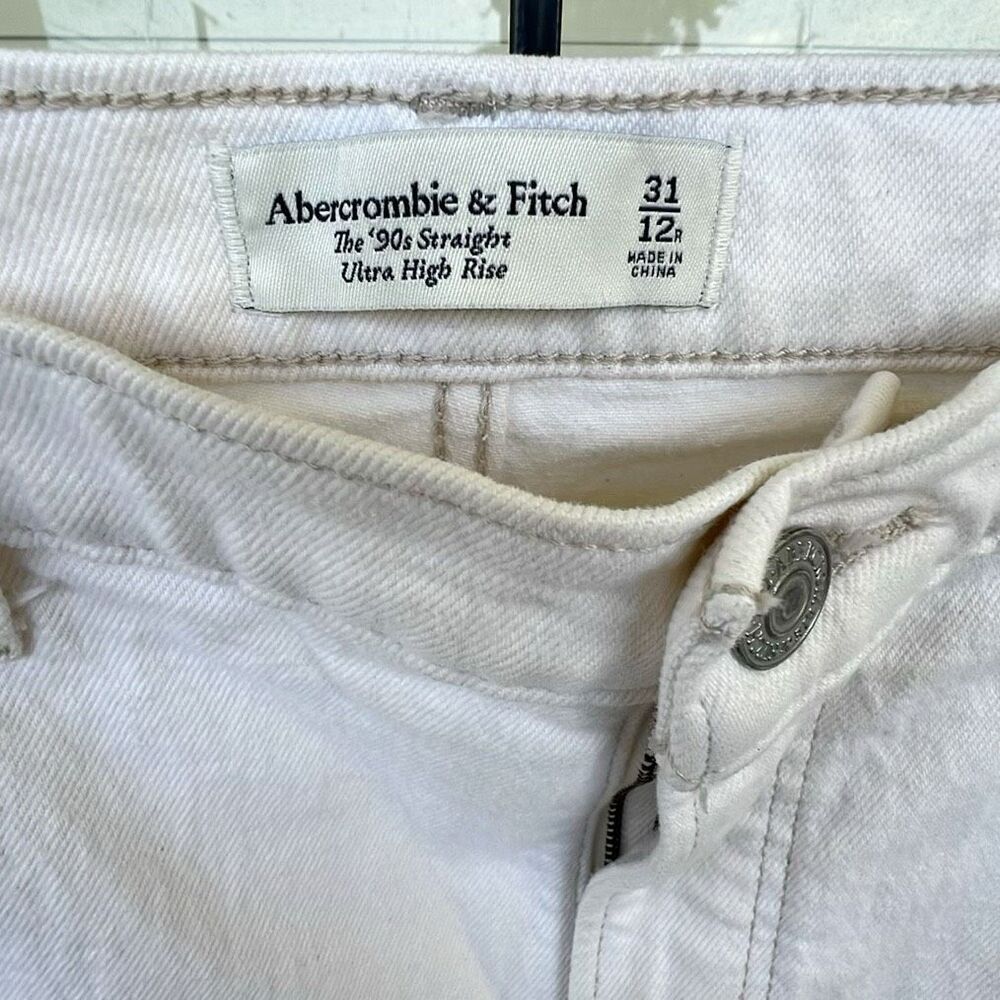 Abercrombie & Fitch 90’s Straight Ultra High Rise Ecru White Size 31/12R - Picture 4 of 6